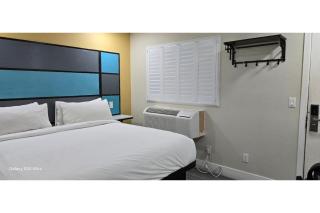 Hotel Avenida Victorville I 15 - Victorville - 2