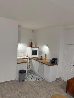 Magnifique , appartement de plain-pied avec jardin dans le centre - Uzès - 1