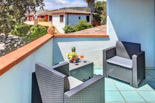 ISA-Residence with swimming-pool in Ottiolu just 150 mt from the sea, apartments with air conditioning and private outdoor area - 4