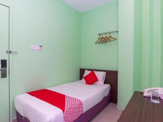 Hotel Shlyo - Gelang Patah - 3