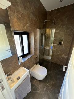 Central House in Sliema with Private Pool - 8