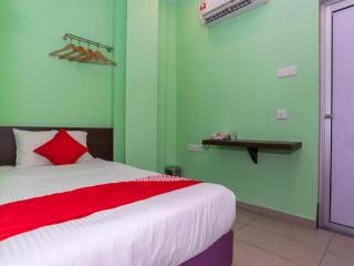 Hotel Shlyo - Gelang Patah - 2