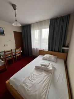 Noclegi AirportPark - Pyrzowice - 8