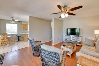 Coastal Oasis with Shared Pool, 2 Mi to Beach! - 7