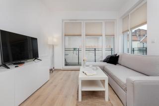 Nowa Grobla Estate Apartment near Starówka by Noclegi Renters - Danzig - 4