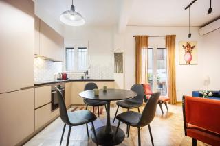 Stylish Apartment in Thissio l Dedicated Workspace - Athens - 7
