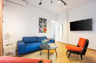 O&O Group - Eclectic Chic Thissio Apartment - 2