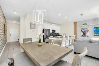 Beautiful Disney House at Storey Lake - 3