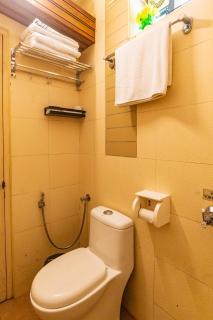 Blue Bell Hotel - Nedumbassery - 7