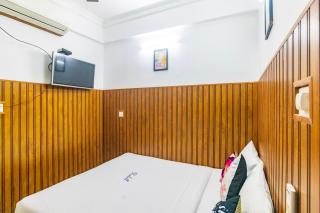 Blue Bell Hotel - Nedumbassery - 2