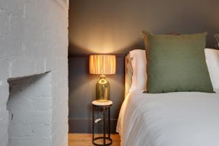Luxury Two Bedroom Cottage - Bishops Stortford - 6