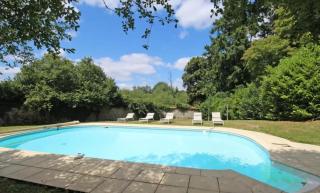 Villa spacieuse avec piscine à Saint-Gence - - 8