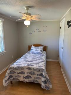 St Johns River Retreat - Crescent City - 3