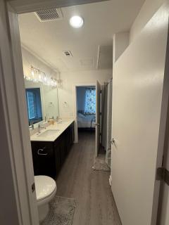Family-Friendly Home with Great Comfort - Leander - 4