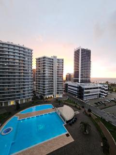 White Sails HOTEL Studio Beachfront 100 Meters From The SEA - Batoemi - 0