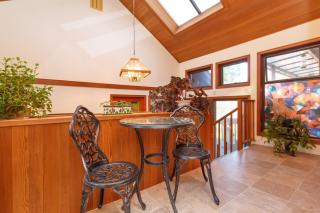 Cole's Bay Vacation Retreat Library Room - Victoria - 4