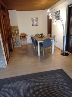 Geräumige Ferienwohnung 90 sqm im Erholungsort - Bestwig - 2