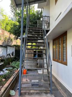 Safari Homestay, Malayattoor - 1