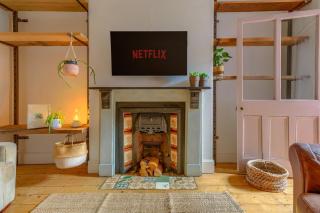 Boho Chic Victorian with Large Garden & Fire-pit - Bristol - 8