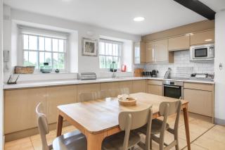 Craven House Apartments Ltd - East Molesey - 5