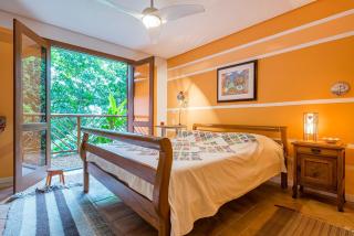 Casa na Praia do Curral em Cond de luxo - Ilhabela - 1