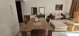 شقة فندقية عصرية بأجواء مريحة وتجربة استثنائية في مدينتي A stylish apartment for a unique and comfortable stay in madina - Madinaty - 3