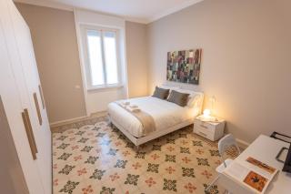 Modern Apt for 4 in Historical Building - Duomo View - Milan - 8