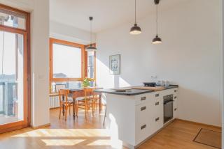 Casa Leonardo - Luminosa Casa Studio con Parcheggio Interno - Molinette - 2