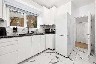 Luxury Retreat - Sleeps 7 - Hot Tub - Jacuzzi - Londra - 6