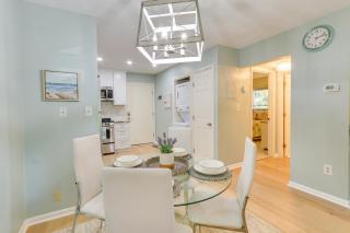 Walk to Beach Hilton Head Condo with Pool Access - 3