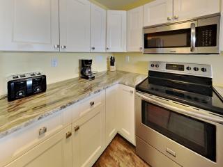 Put-in-Bay Waterfront Condo #105 - 4