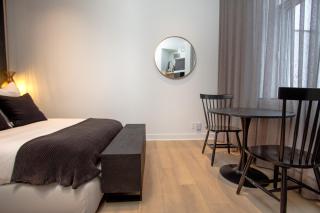 Studio #17 - Self Check-In - Plateau - St-Denis - Montreal - 4