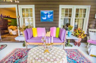 Luxury waterfront fairytale home -Carmen Elisabeth - Burlington - 7
