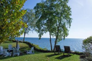 Luxury waterfront fairytale home -Carmen Elisabeth - Burlington - 1