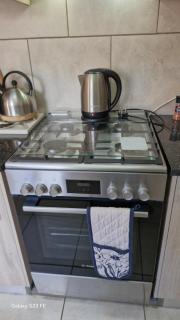 Mossel Bay 10 Sleeper Homestay - 1