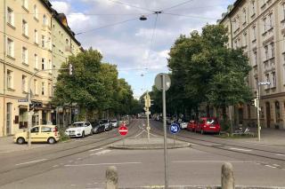 Best connected near Ostbahnhof with balcony - Munich - 8