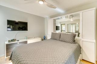 1 Mi to Siesta Beach Bayfront Condo with Pool! - Siesta Key - 1