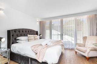 Nest on Newcastle - E7 - 9