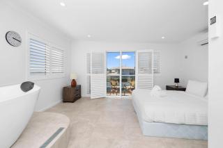 Sea La Vie - The Watch - 9