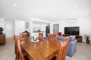 Sea La Vie - The Watch - 1