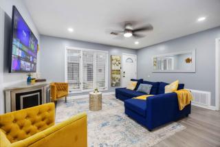 Midtown Modern Apt w Arcade 8 miles to FT Moore - Columbus - 8