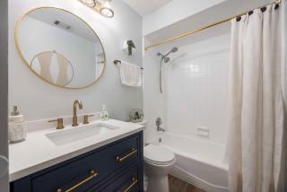 Elegant APT 8mi to FT Moore walk to Lakebottom - Columbus - 5