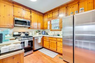 3 Mi to Marietta Square Hot Tub Haven with 2 Patios - Marietta - 3