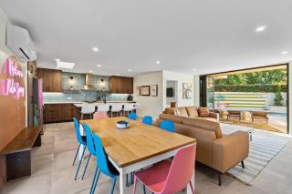 NEW - Mid-Century Modern Getaway in Palm Springs - 1