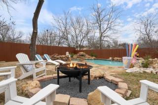 Pool, Games, King Suite 3BR Sleeps 9 - Cedar Park - 7