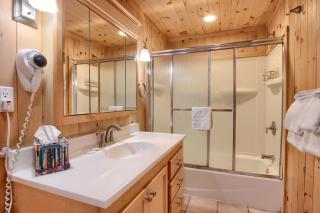 The Little Creek Cabin - Wawona - 1
