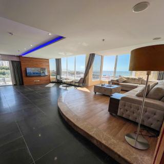 SeaView Glass House شقة بانوراما البحر - Dschidda - 0