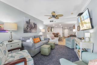 Phoenix I 1112-11th floor splash pad beachfront - 4