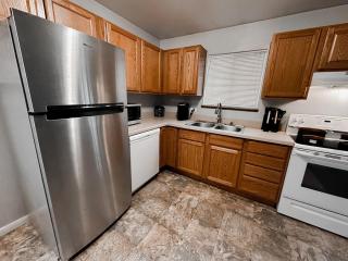 Perfect for West End Shopping - 2