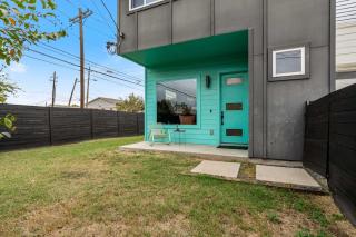 Luxury Stay Near Downtown & Airport! - Austin - 7